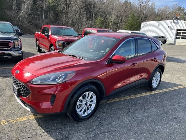 2021 Ford Escape SE - AWD...SOLD NEW AND SERVICED BY US!!!